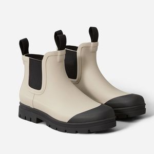 EVERLANE The Rain Boot in Stone